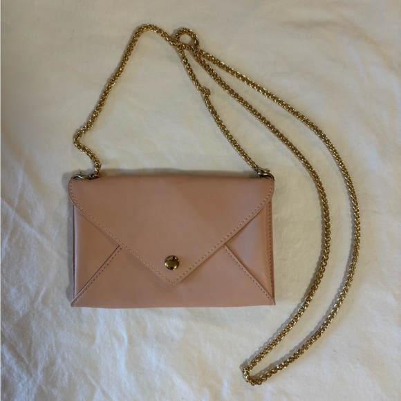 Forever 21 small pink envelope crossbody purse with gold chain. - Picture 1 of 3